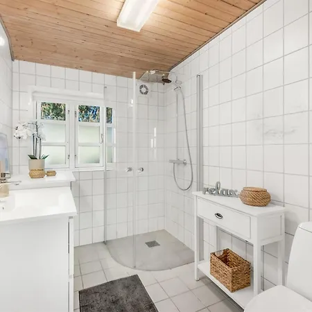 Ferienhaus Aila - 1-4km From The Sea By Interhome *