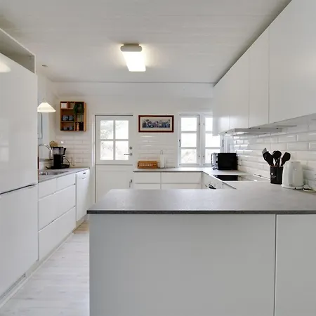 Ferienhaus Aila - 1-4km From The Sea By Interhome *