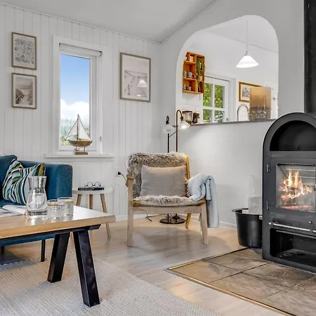 Vakantiehuis Aila - 1-4km From The Sea By Interhome Blåvand