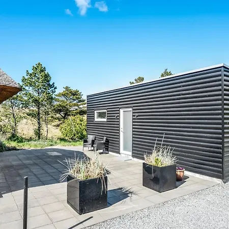 Aila - 1-4km From The Sea By Interhome *