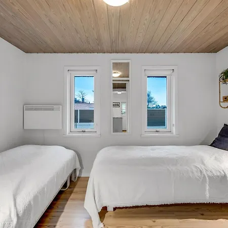 Aila - 1-4km From The Sea By Interhome Vakantiehuis *
