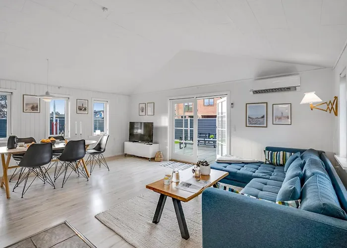 Aila - 1-4km From The Sea By Interhome *