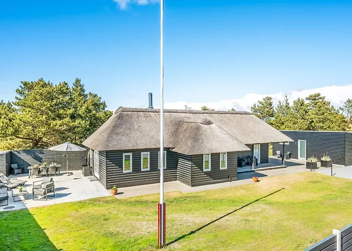 Holiday home Aila - 1-4km From The Sea By Interhome *